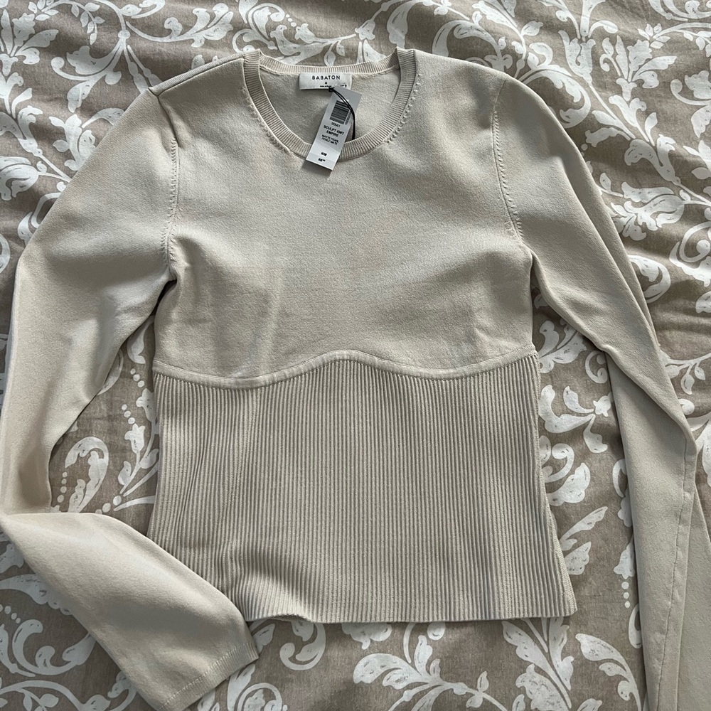 SOLD Babaton sculpt knit - size m